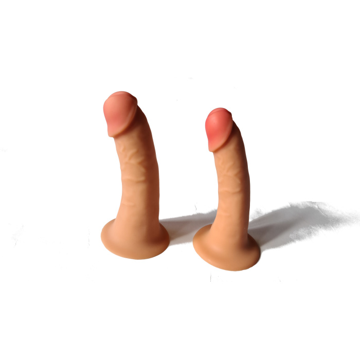 silicone dildo without testicles